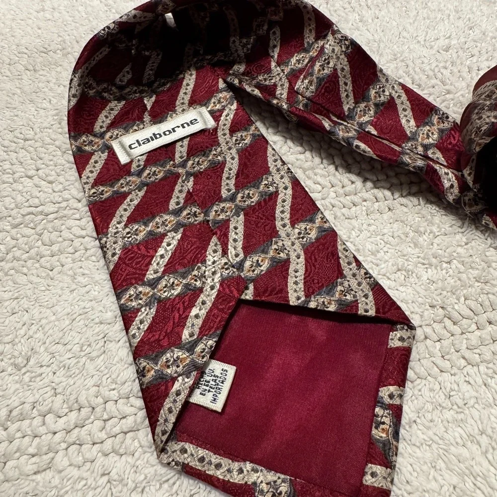 Vintage Claiborne Tie Red Interlocking Art Deco 100% Silk USA Old Money Novelty